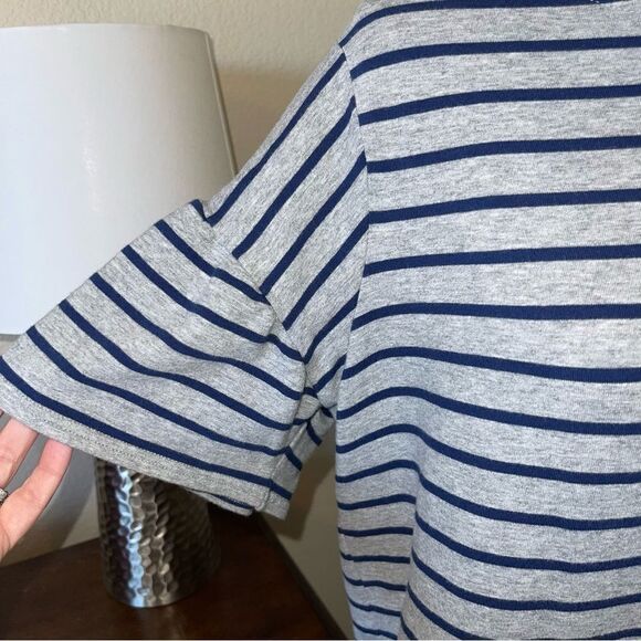 Vineyard Vines Striped Flutter Sleeve Shirt Top Tee Navy Gray Small - Picture 2 of 4